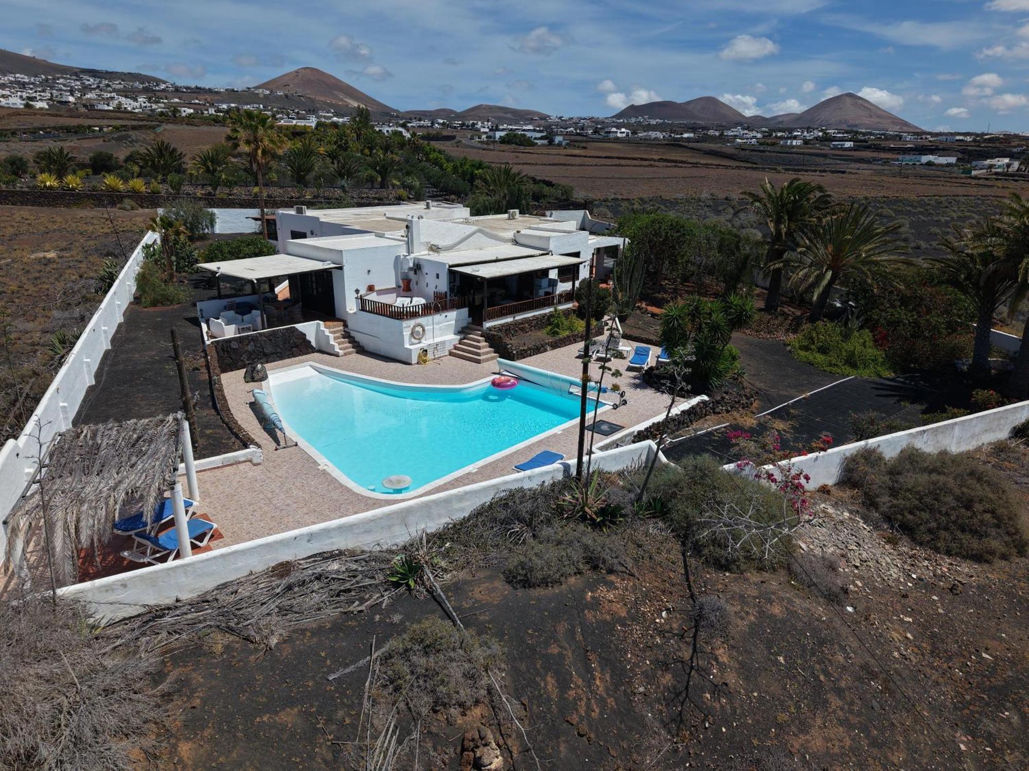Canto Villa Tías